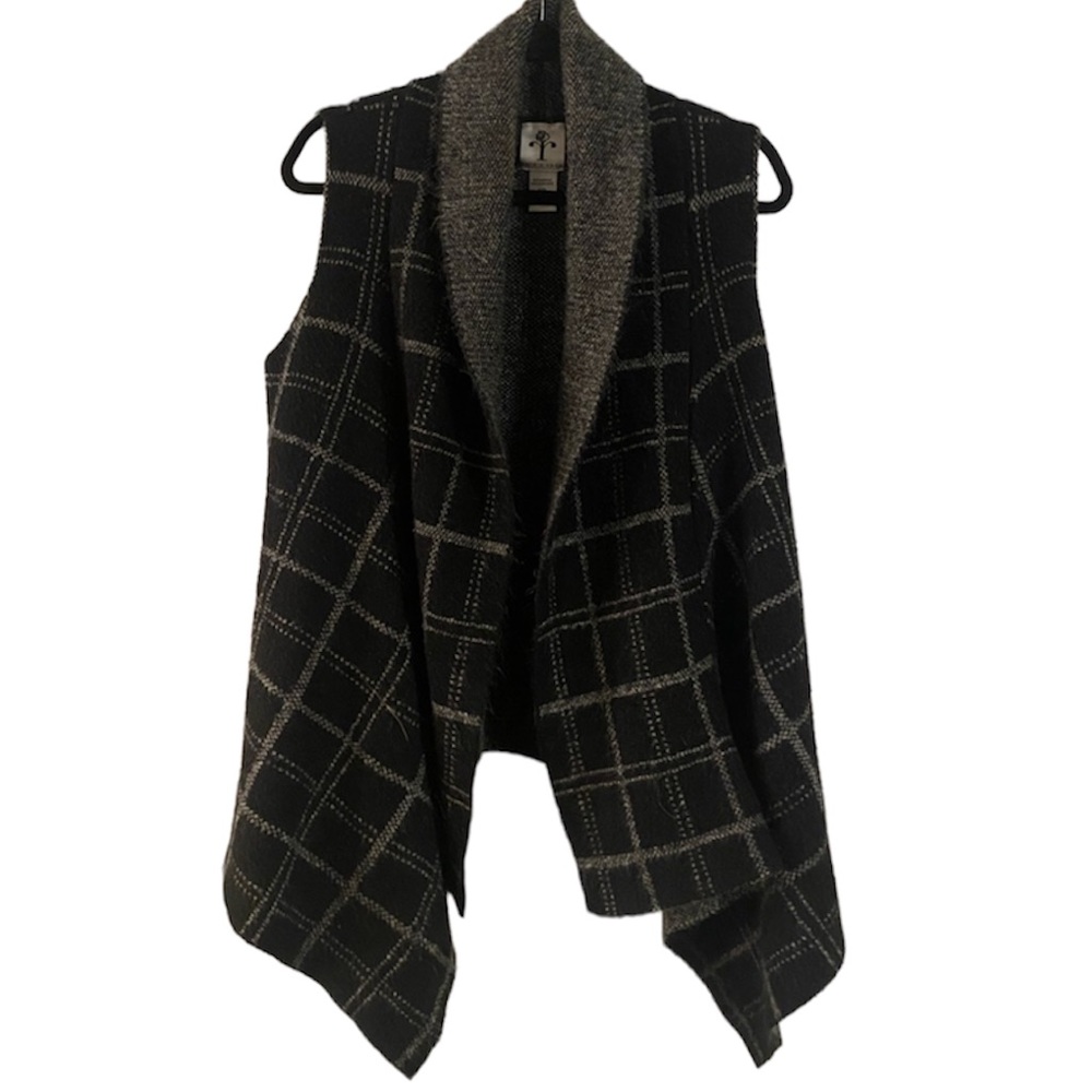 Rain + Rose Black and Grey Plaid Sleeveless Waterfall Sweater Vest Size Medium